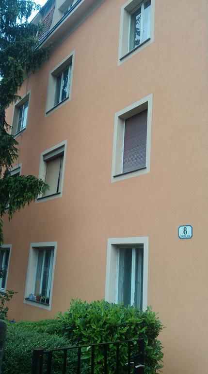 Apartman Stoosova Deluxe Загреб Екстериор снимка