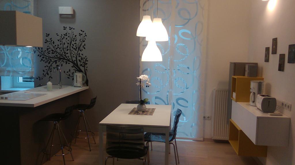 Apartman Stoosova Deluxe Загреб Екстериор снимка